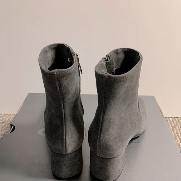 NWB la canadienne Jiji Women Suede boots Gray Elegant Size 7 M - Picture 3 of 11